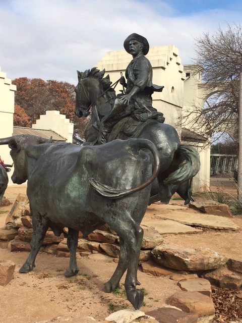sculptures of cattle drive Old Chisholm Trail bridge